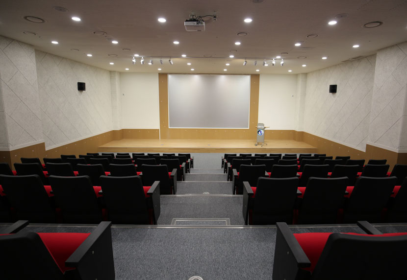 스튜디오 홀
영상실 사진